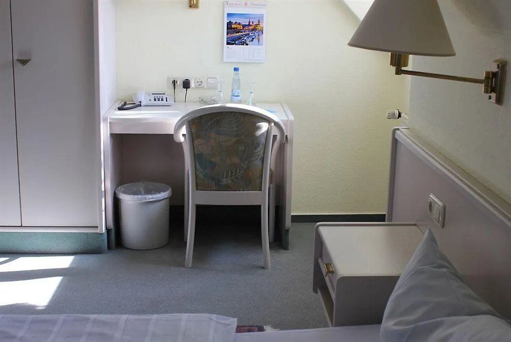 Hotel Altenwerder Hof 3*, Hamburg