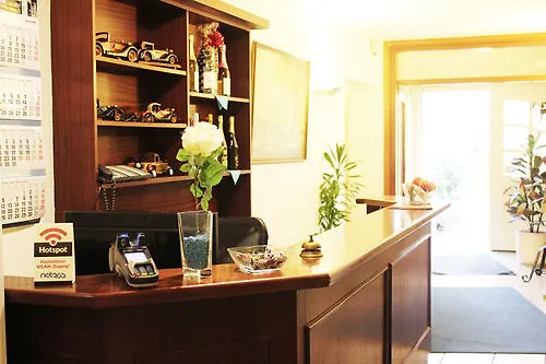 ***  Hotel Altenwerder Hof Гамбург Германия