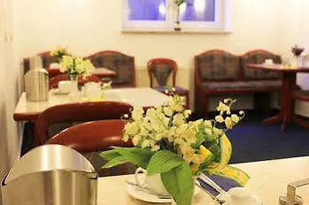 Hotel Altenwerder Hof Гамбург 3*,